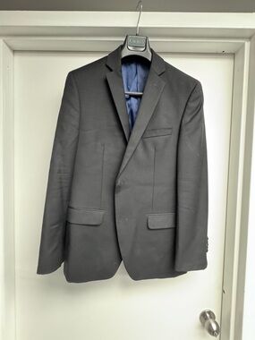 TALLIA Black Single-Breasted Men's Blazer with Navy Lining